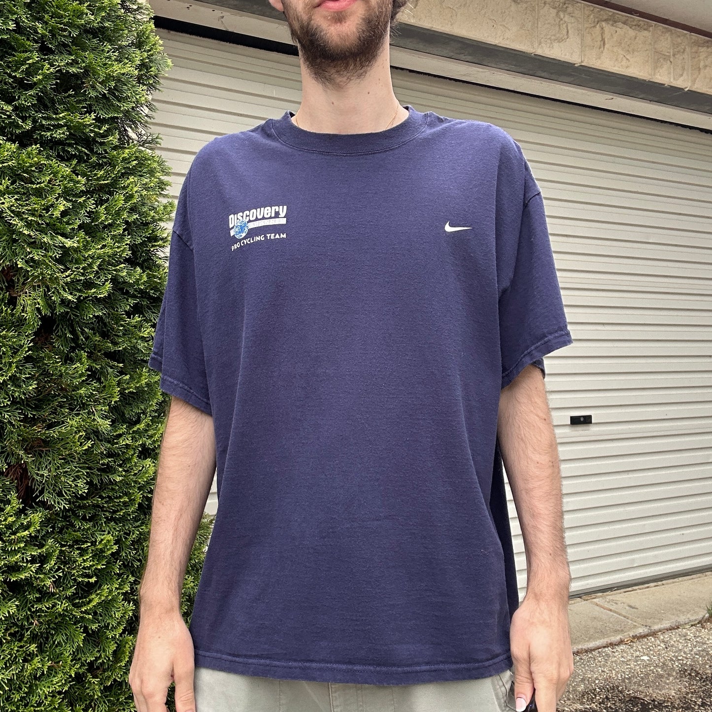 Vintage NIke Discovery Graphic Tee - XL