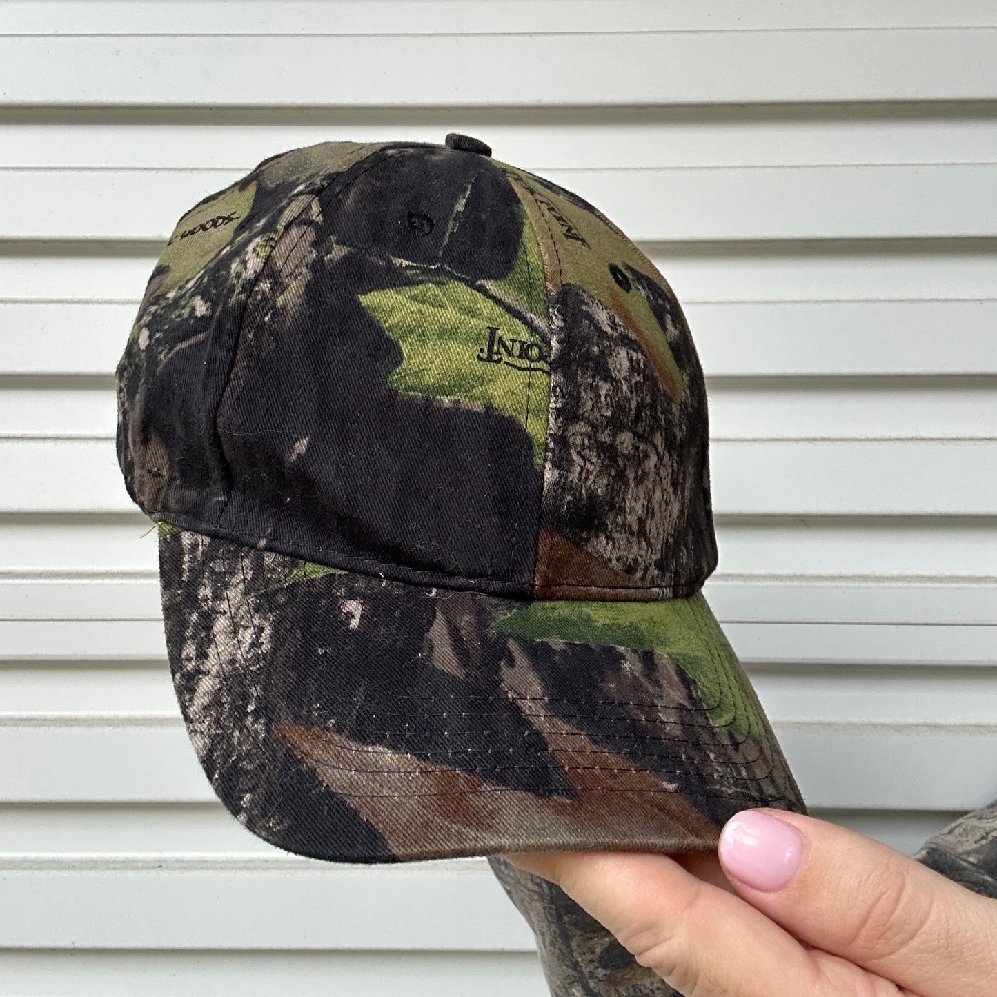 Vintage BASIC Realtree Camo Cap