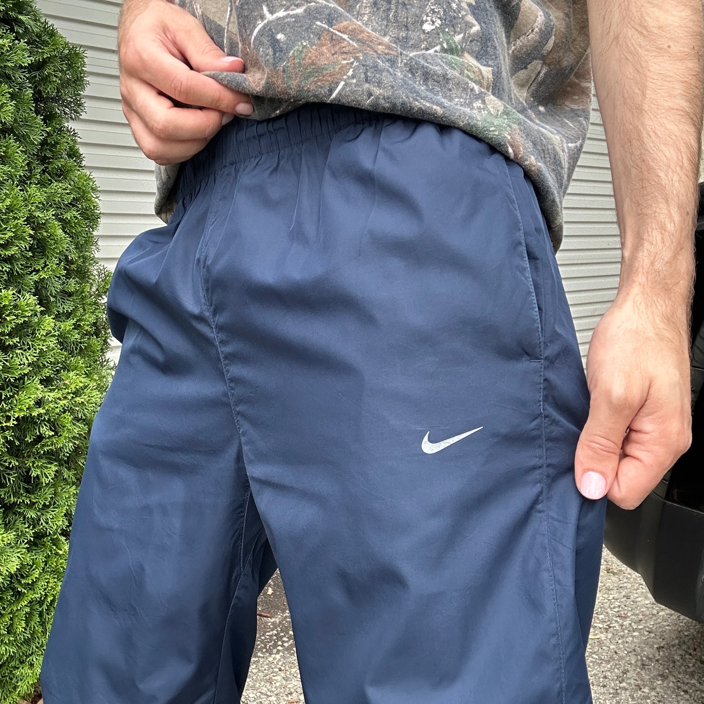 Vintage Navy Nike Trackpants - M