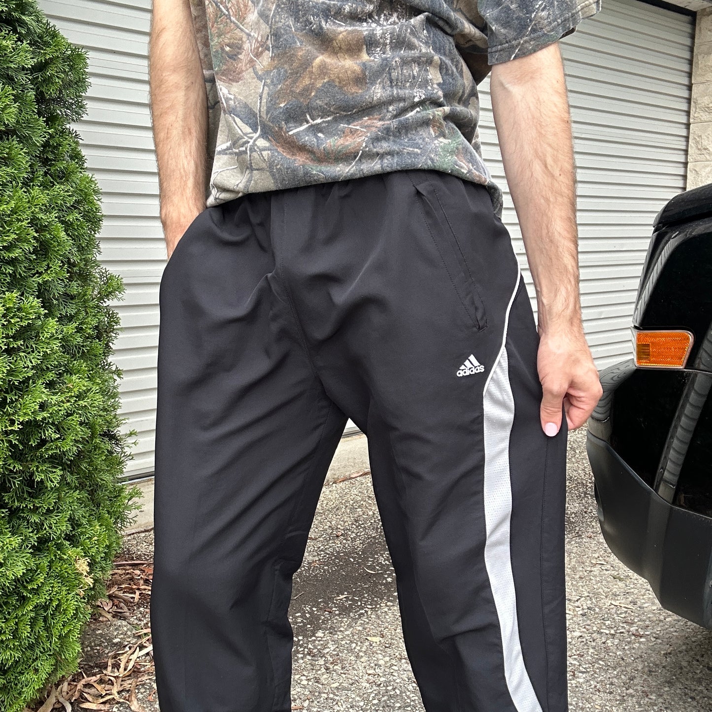 Vintage Black Adidas Trackpants - M