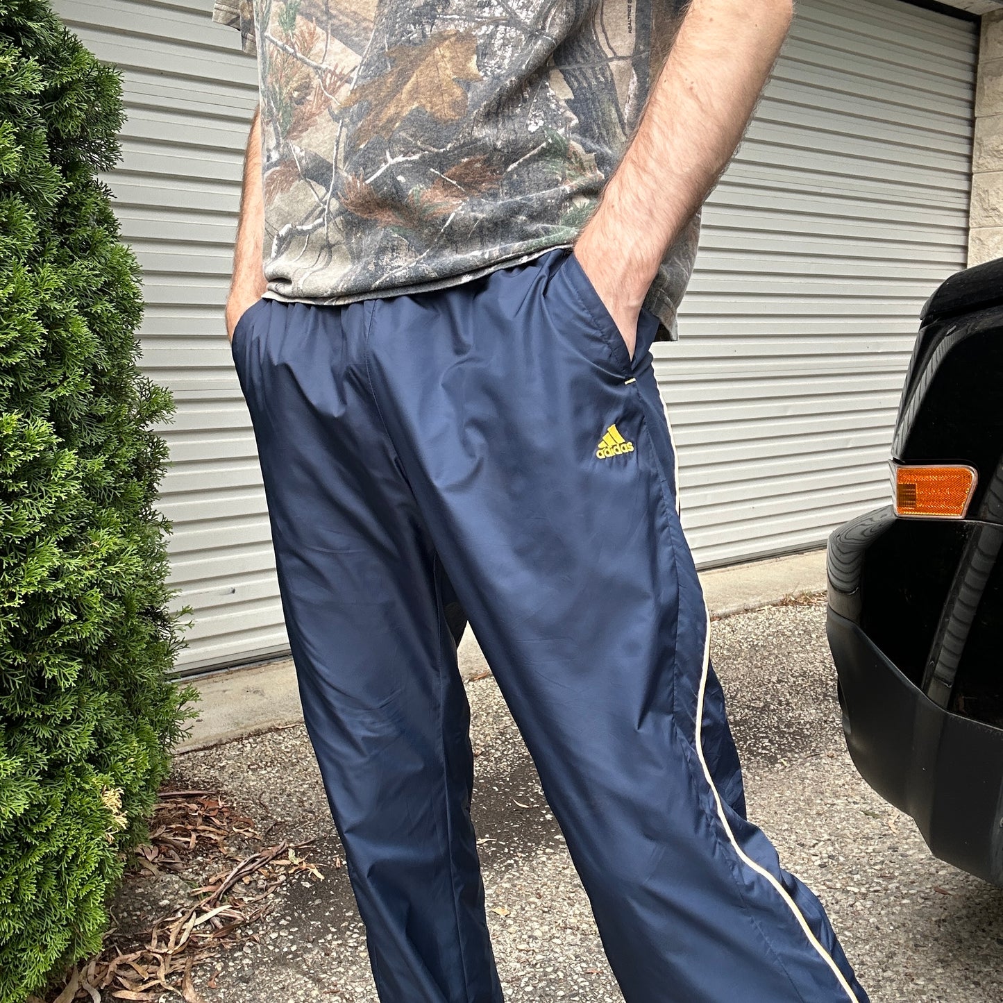 Vintage 90's Adidas Trackpants - M