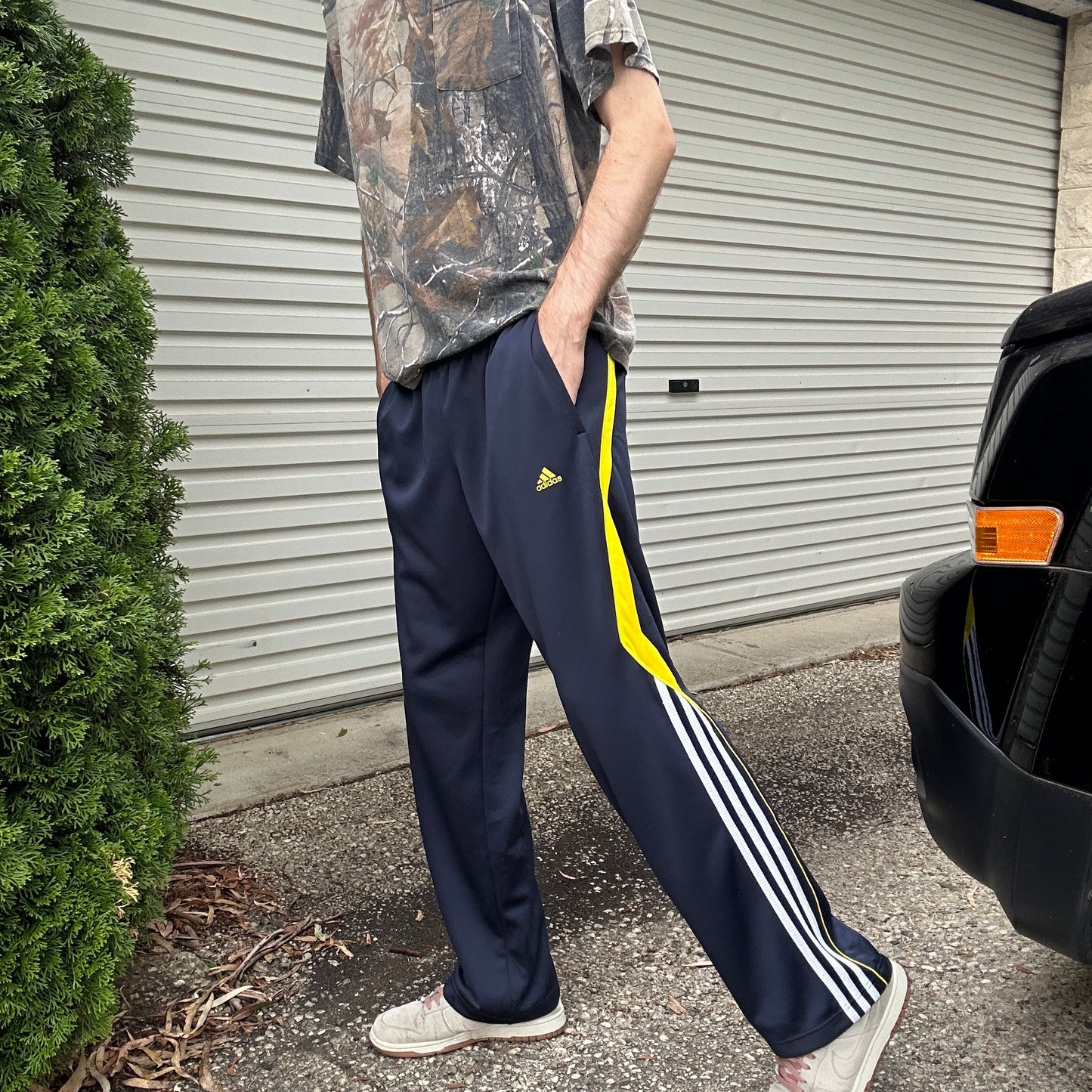 2000's Navy and Yellow Adidas Trackpants - M