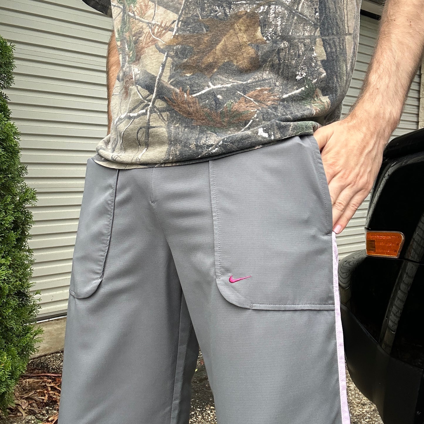 Vintage Grey and Pink Nike Trackpants - L (W)