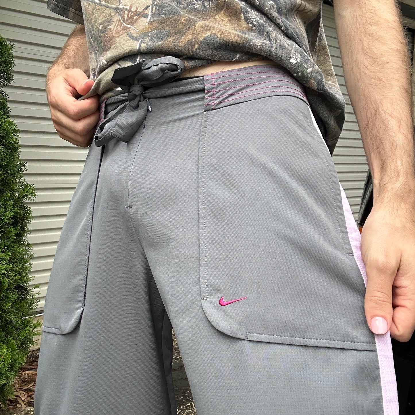 Vintage Grey and Pink Nike Trackpants - L (W)