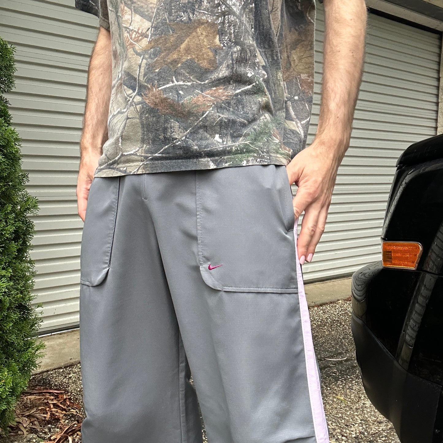 Vintage Grey and Pink Nike Trackpants - L (W)