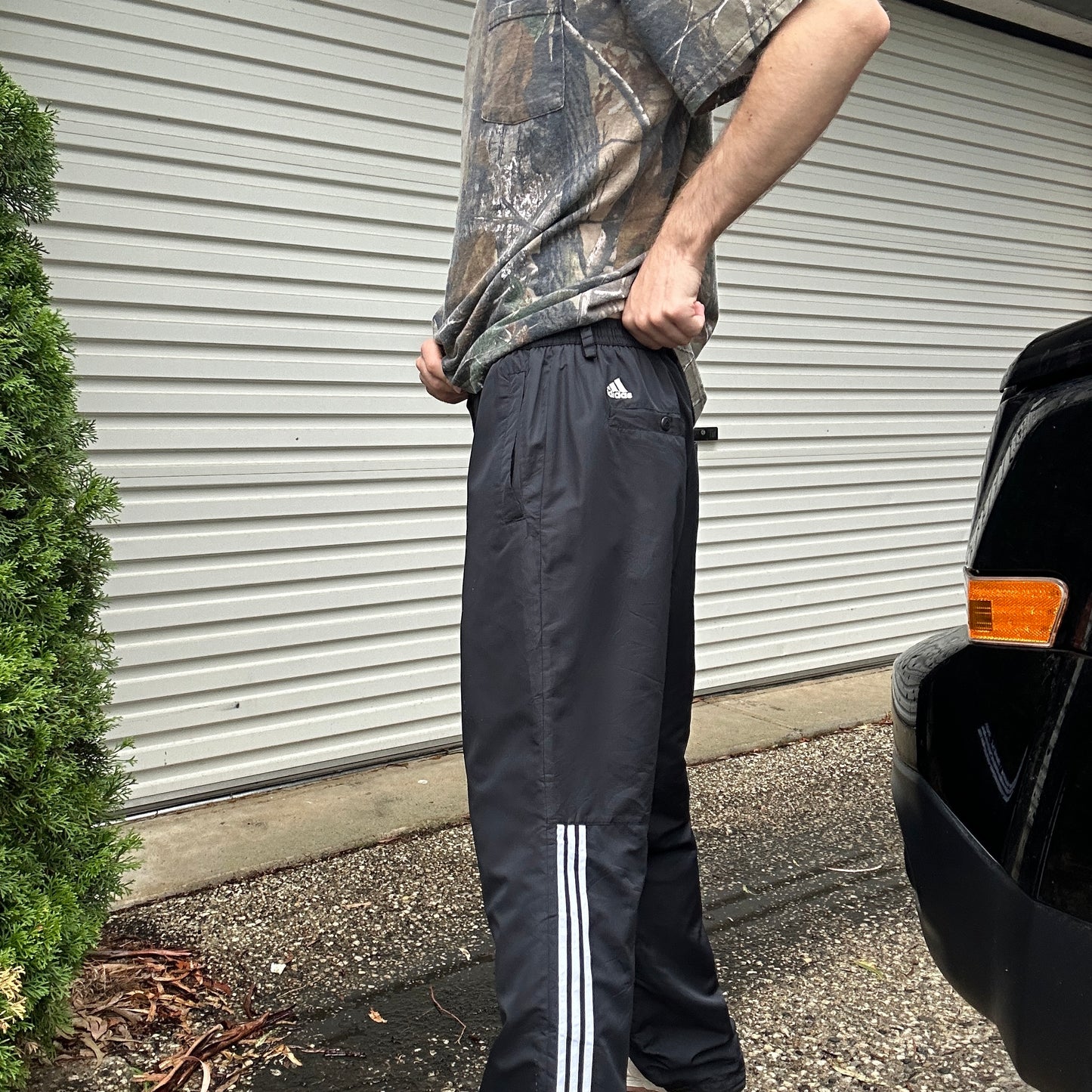 Vintage Black Adidas Trackpants - L (W)