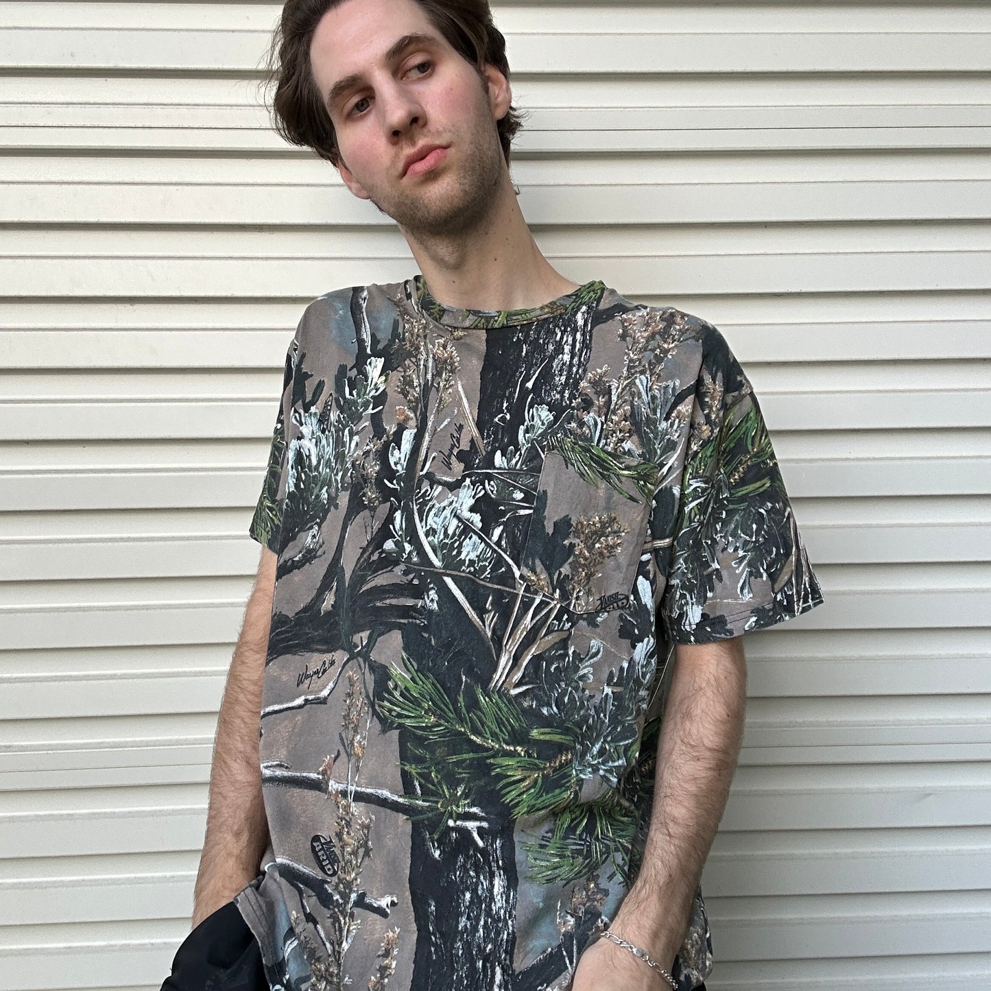 Vintage Realtree Camo Tee - L