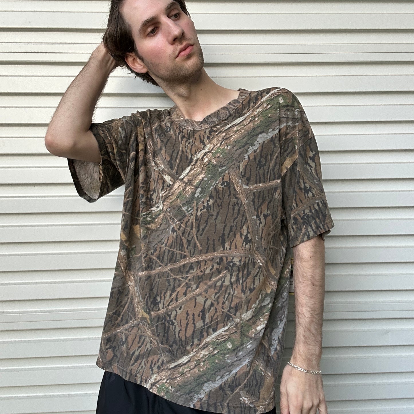 Vintage MossyOak Camo Tee - L