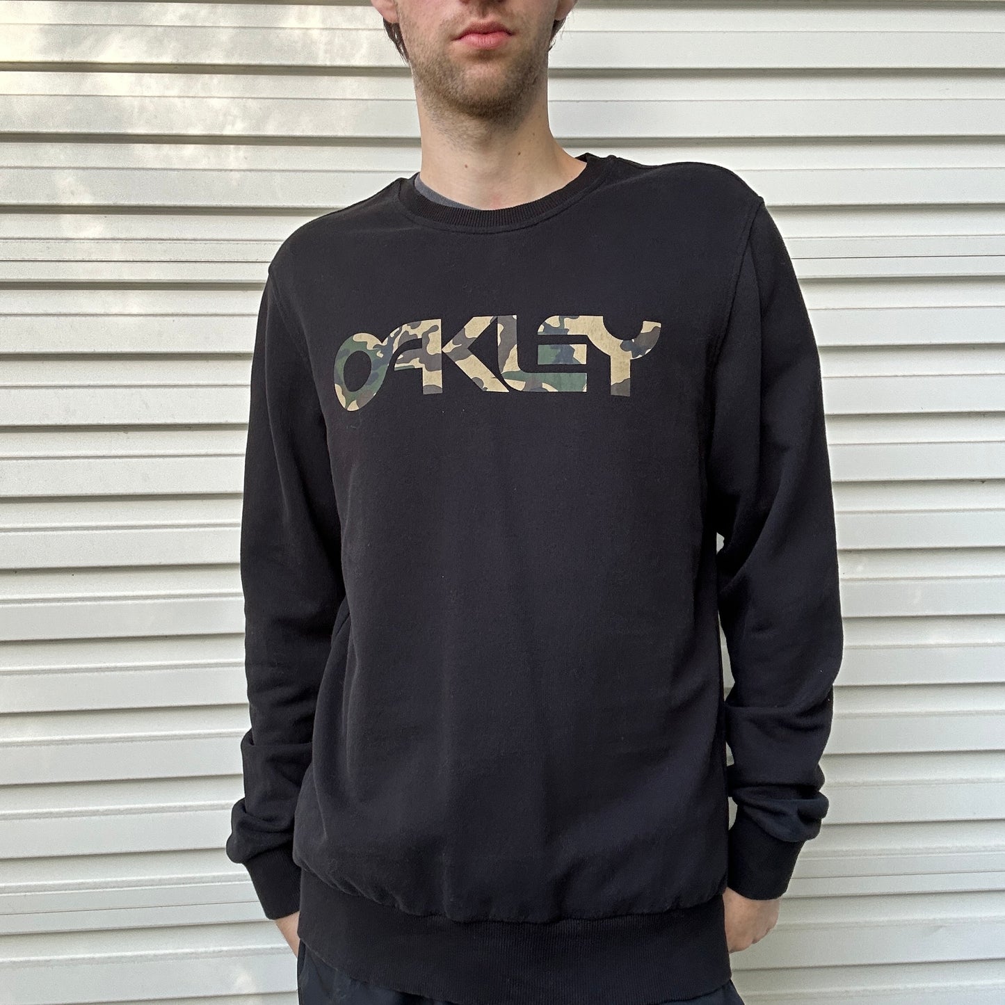 Vintage 2000's Oakley Sweatshirt - XL
