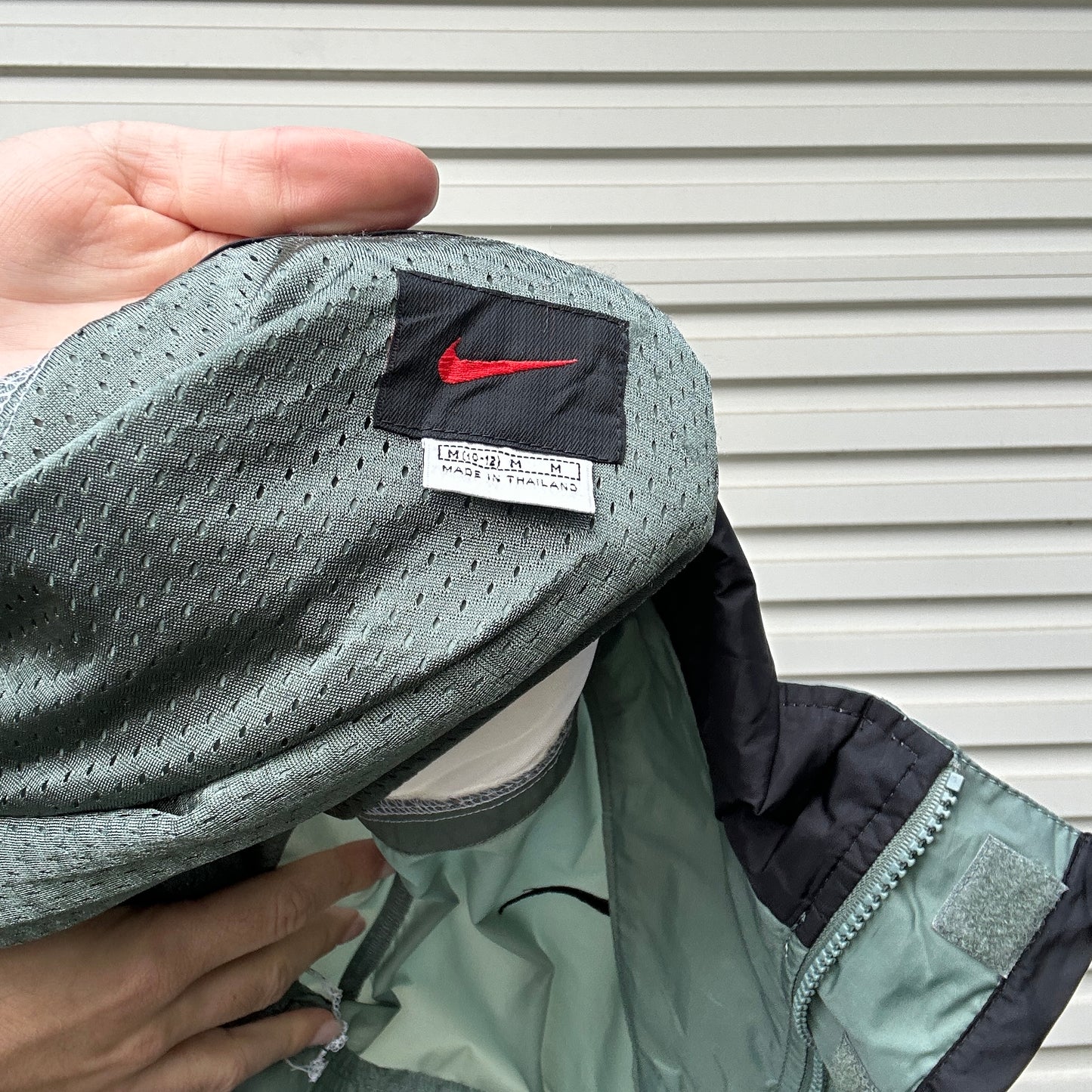 Vintage 90's NIke Track Jacket - M