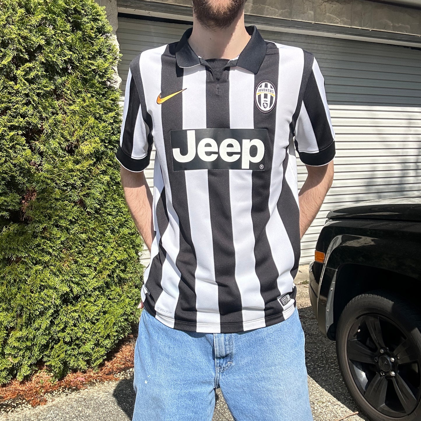 2000's Juventus Football Nike Jersey - M/L