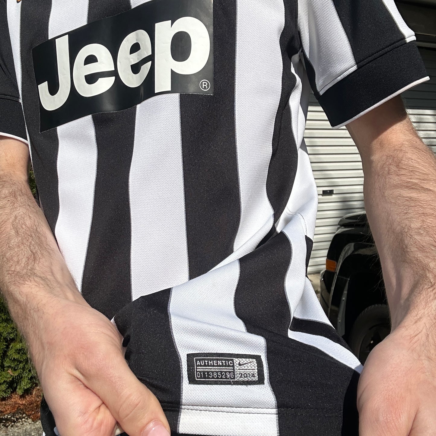 2000's Juventus Football Nike Jersey - M/L