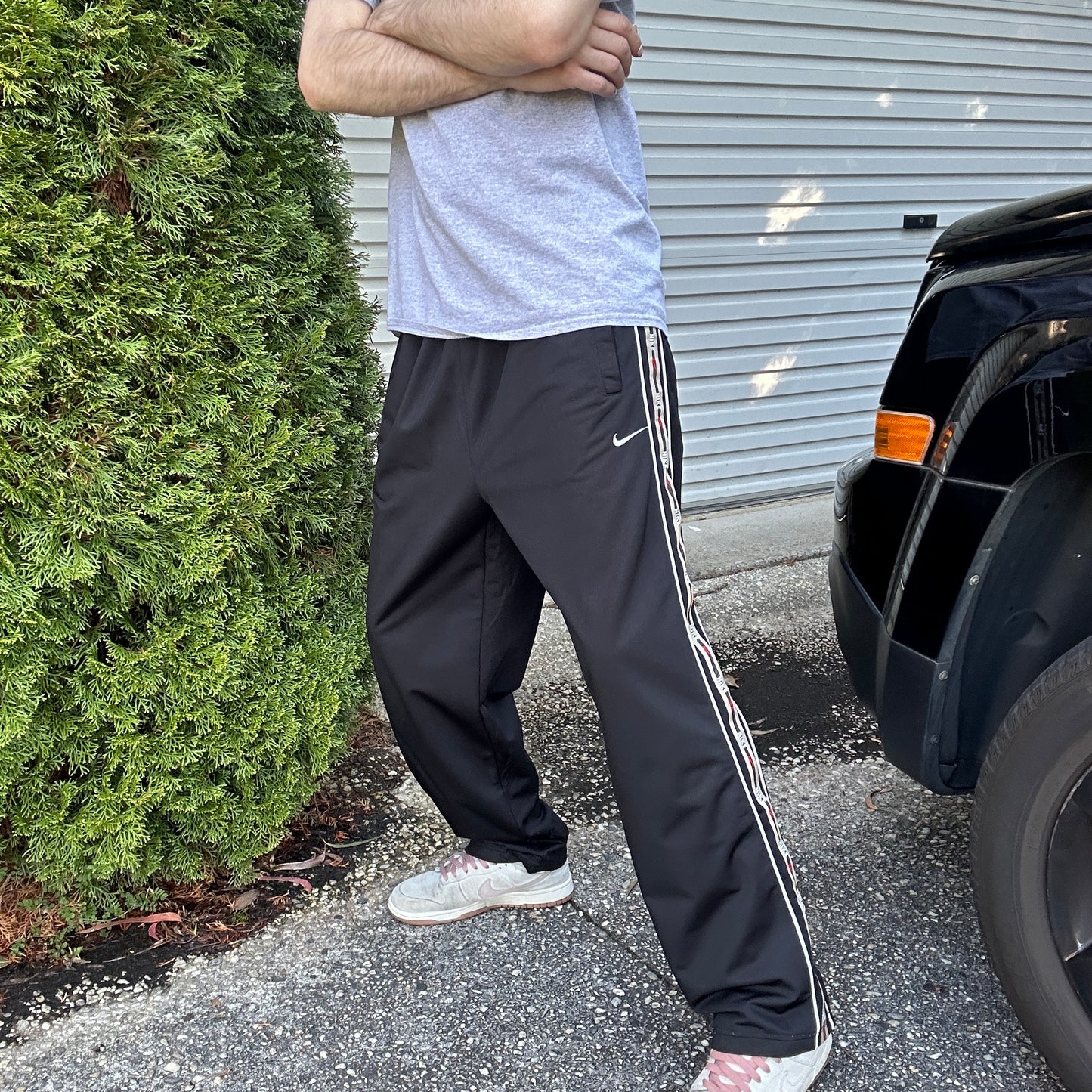 Vintage Black Nike TRack Pants - L