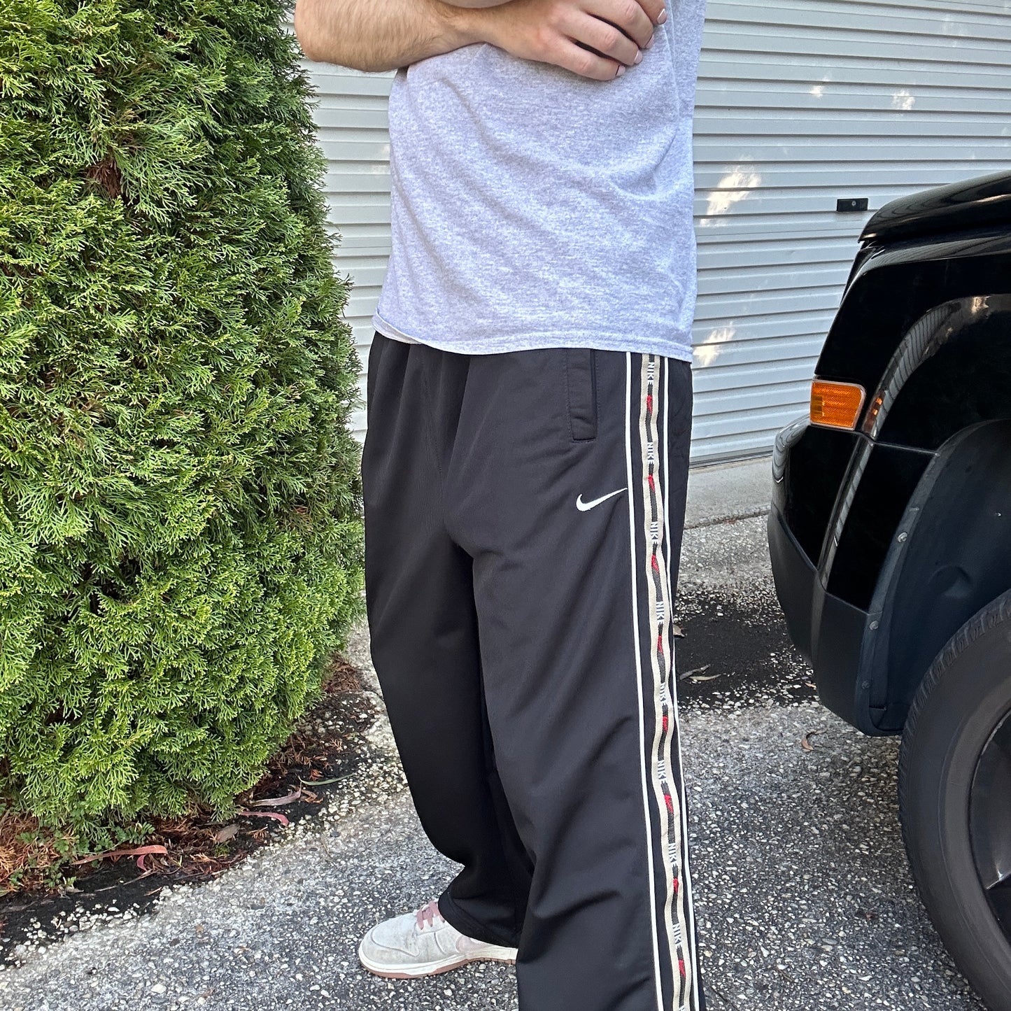 Vintage Black Nike TRack Pants - L