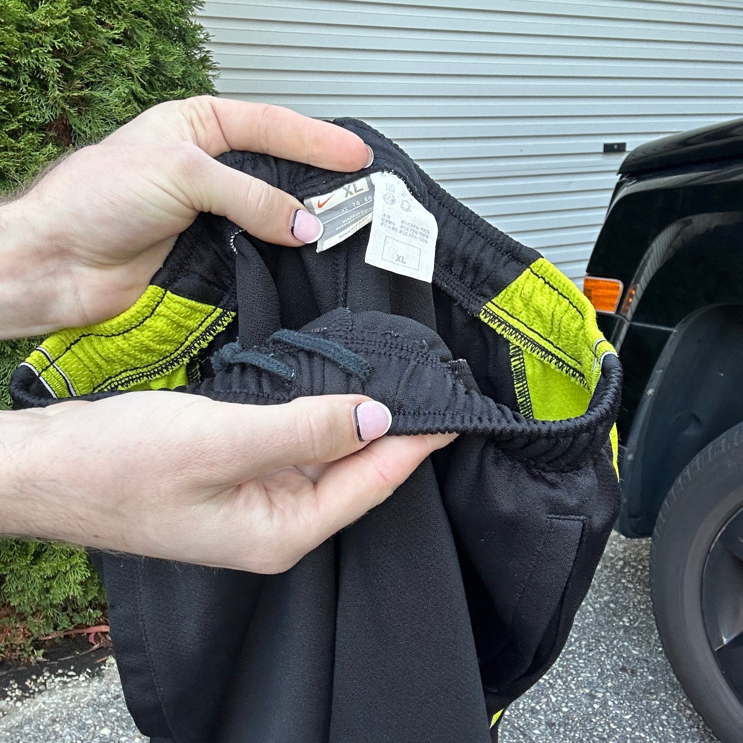 Vintage Black & Green NIke Track Pants -XL