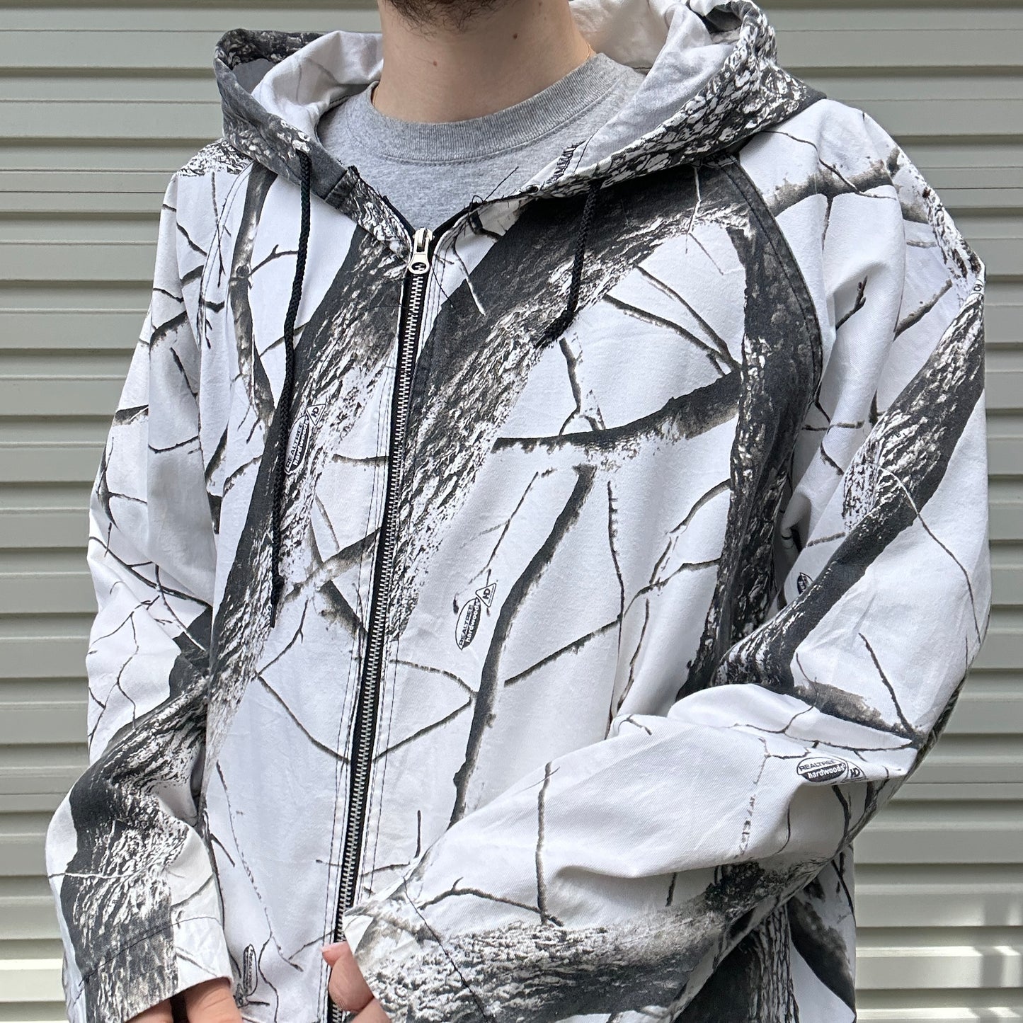 Vintage White Realtree Camo Light Weight Shell Jacket - L