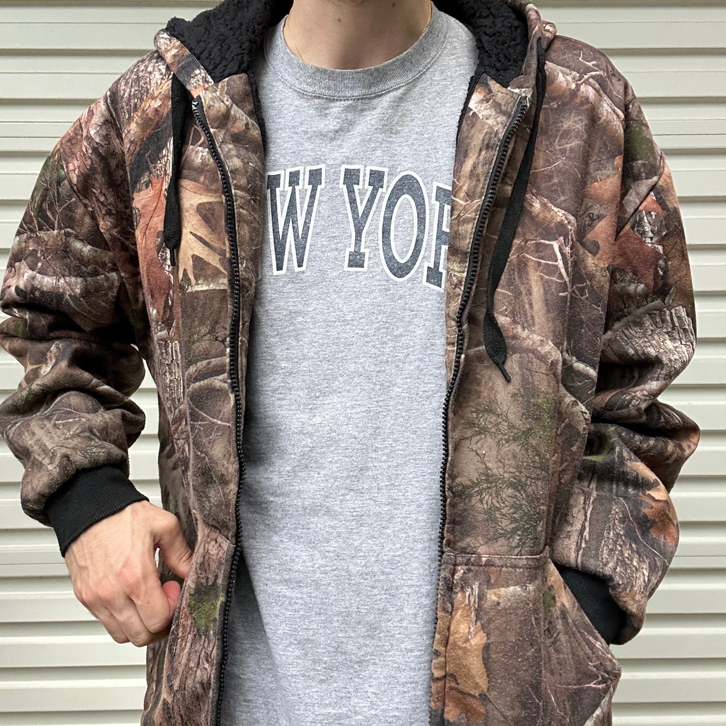 Vintage Realtree Camo Hoodie - L