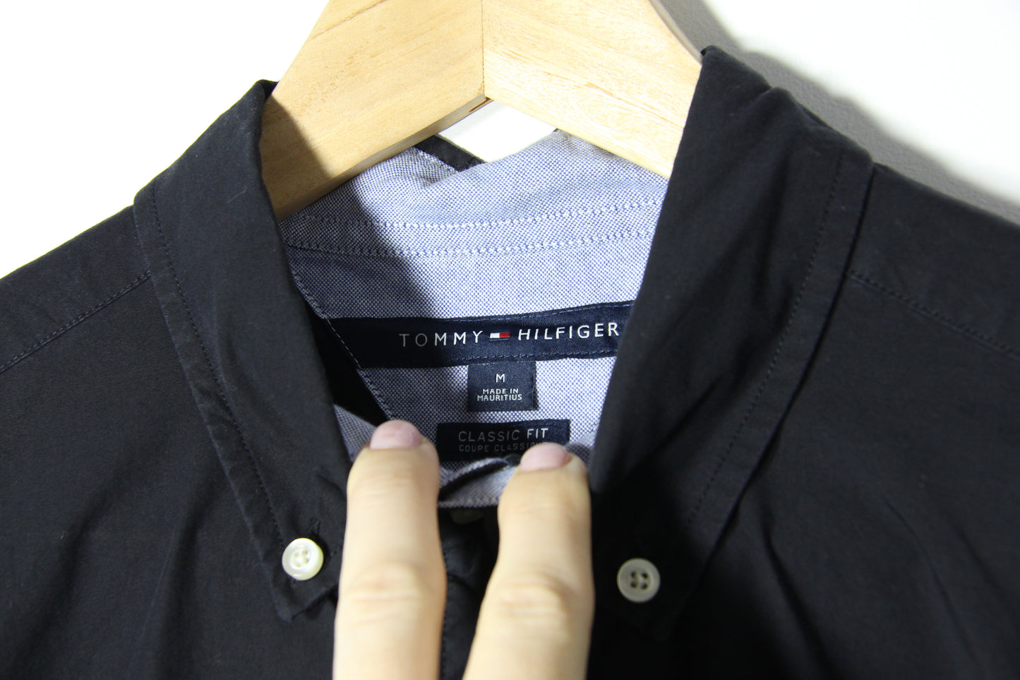 Vintage Tommy Hilfiger Short Sleeve Button Up - M