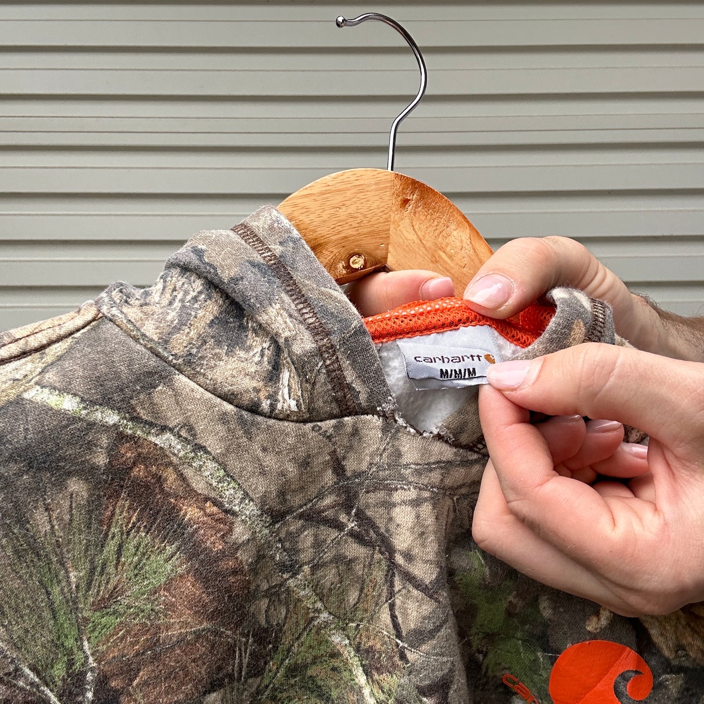 Vintage Carhartt Camo Hoodie - M (W)