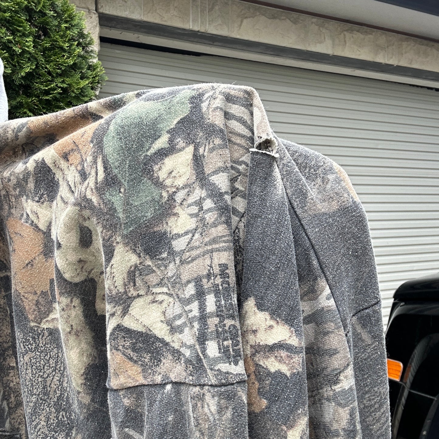 Vintage Realtree Camo Hoodie - M