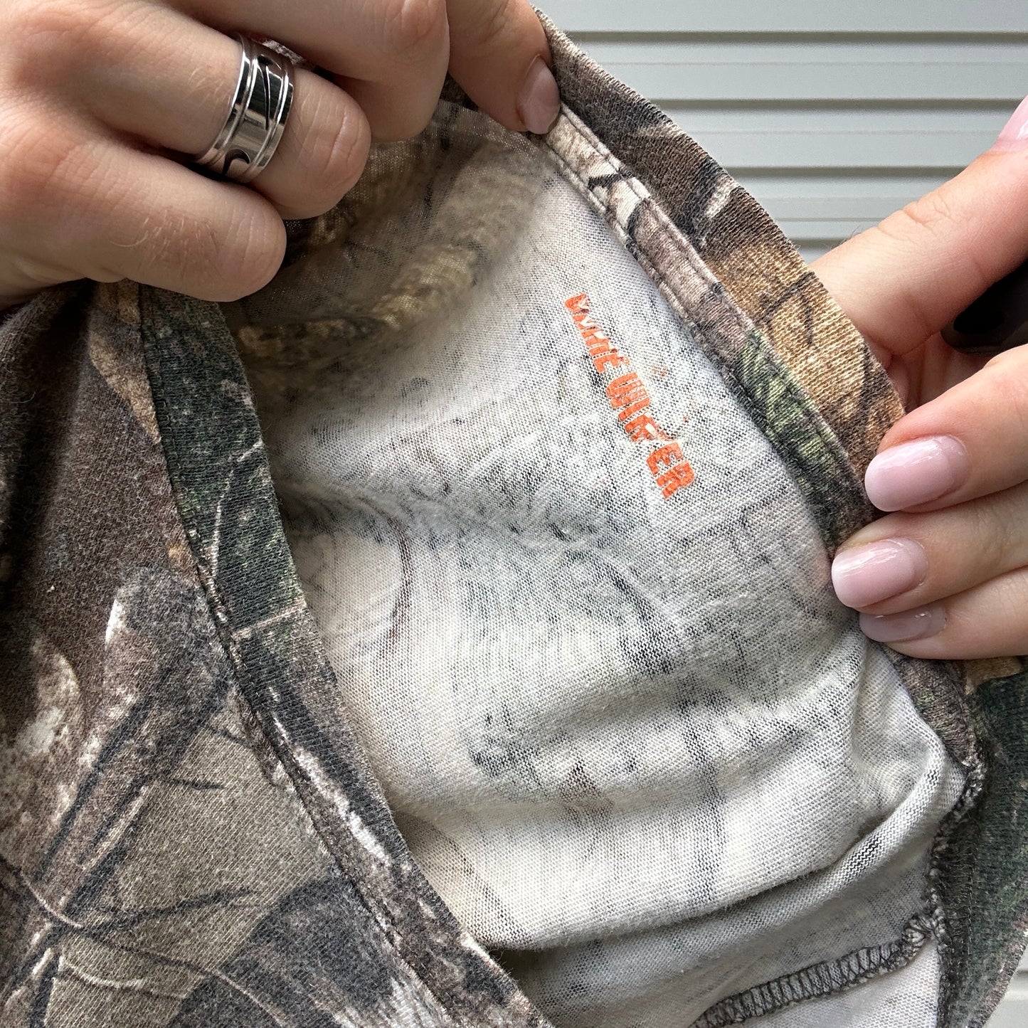 Vintage Realtree Camo Tee - M