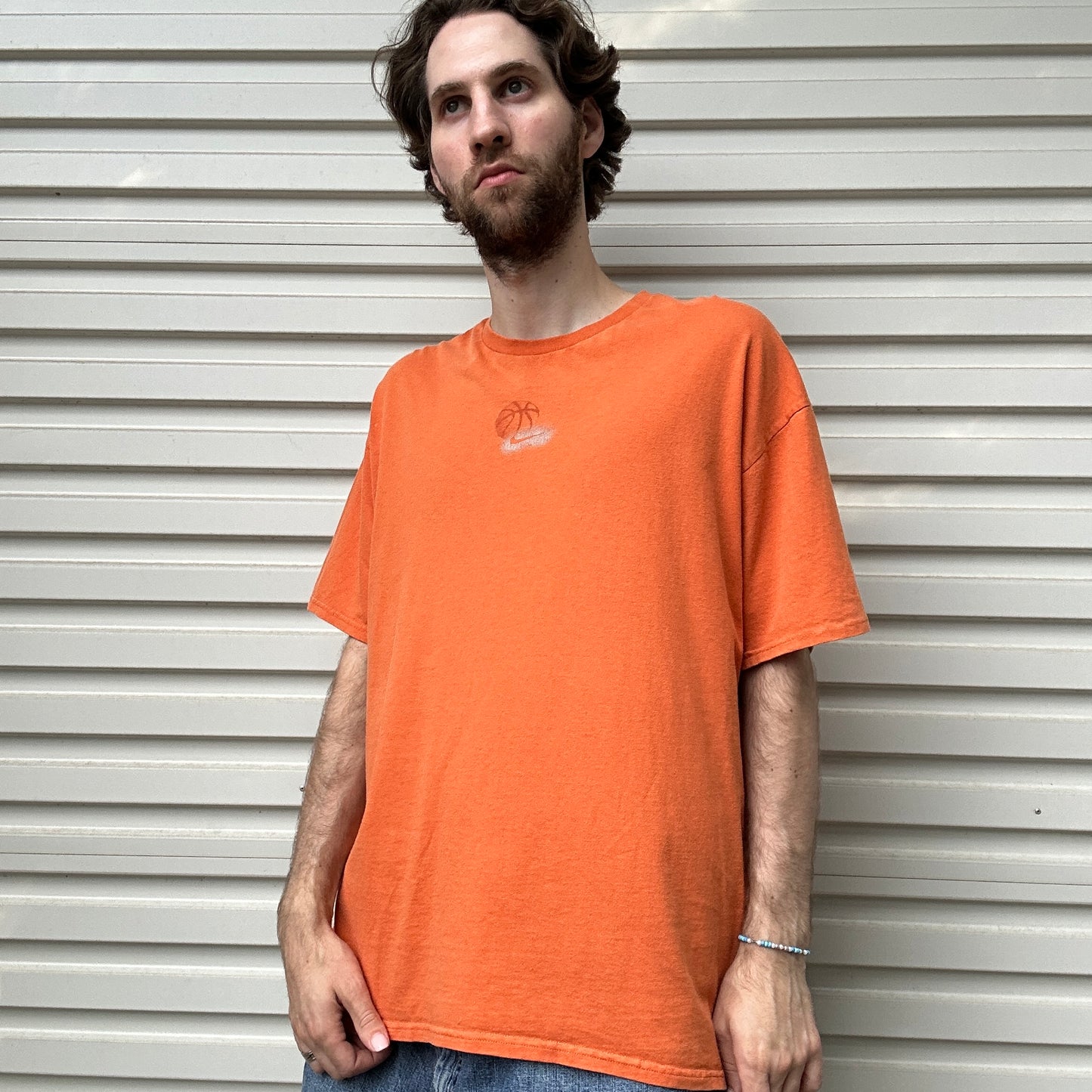 Vintage Nike Basketball Grapic Tee - XL