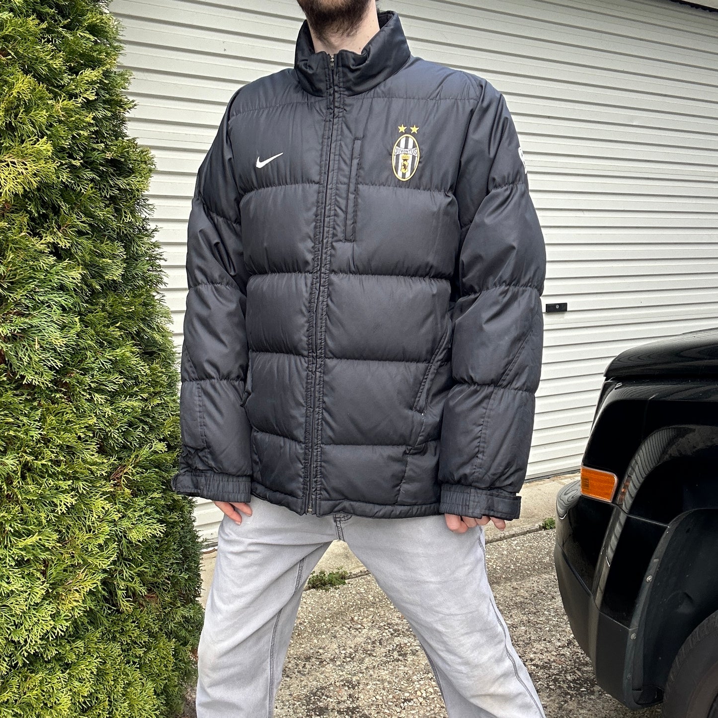 Vintage Nike Juventus Puffer Jacket - L