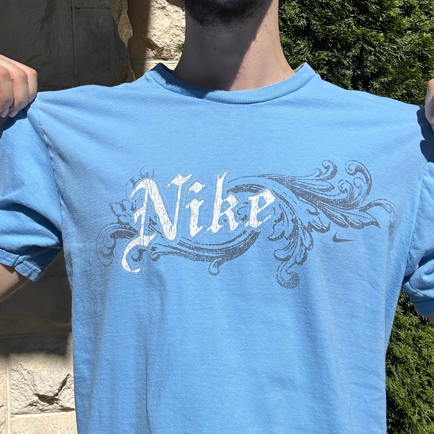 Vintage 2000's Nike Graphic Tee - L