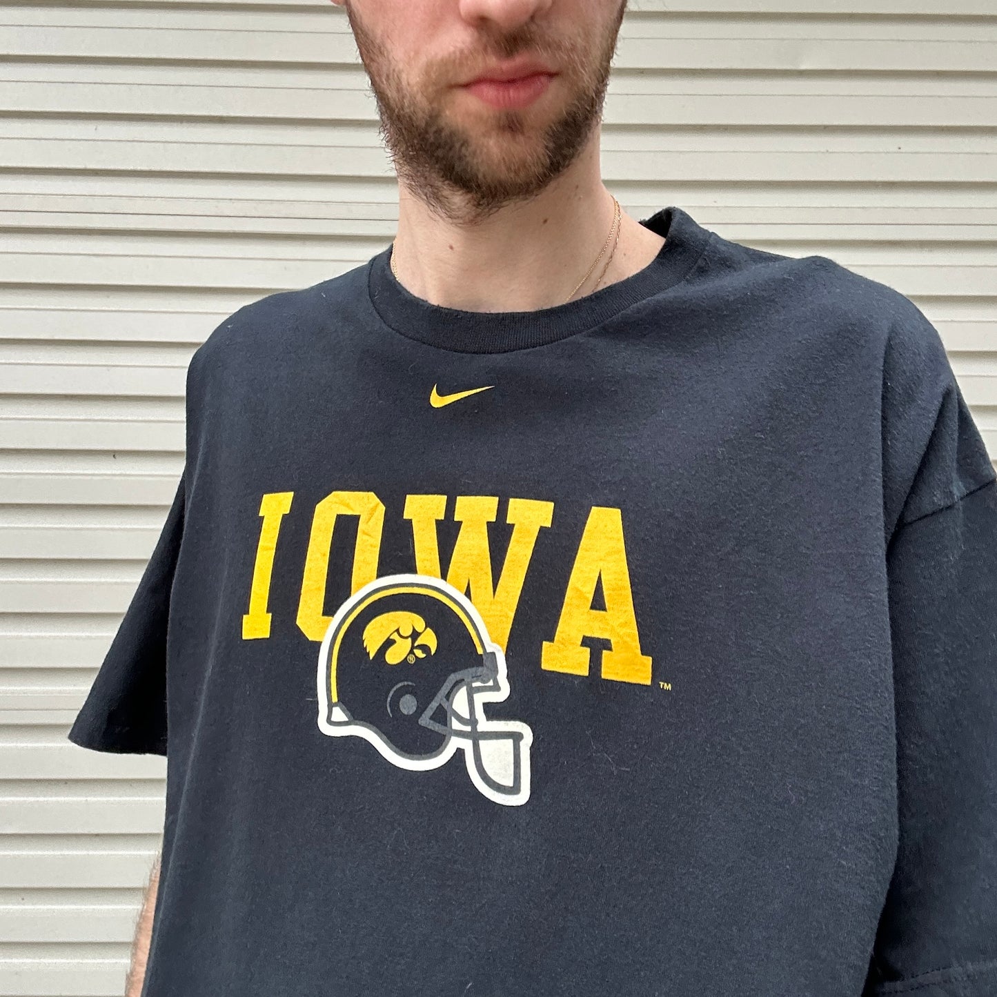 Vintage Nike IOWA Graphic Tee - XL