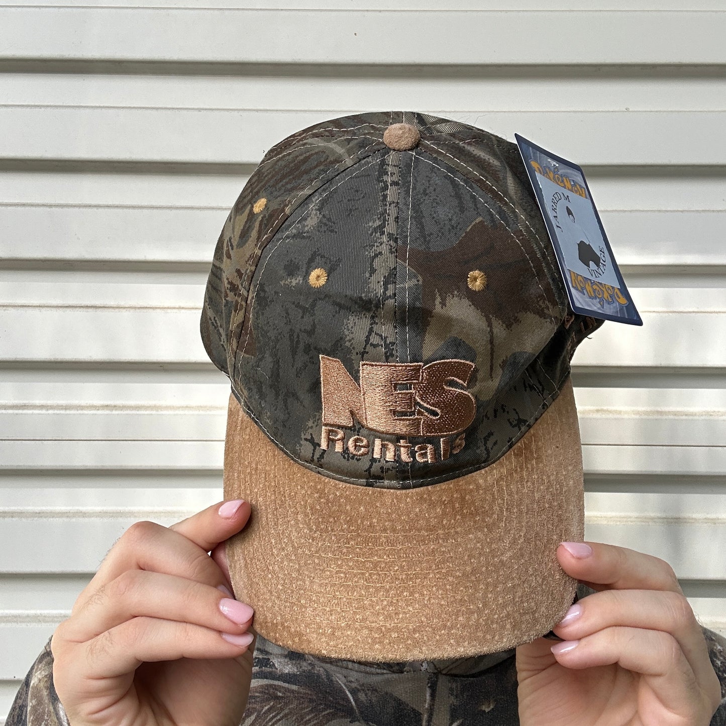 Vintage NES Realtree Camo Cap