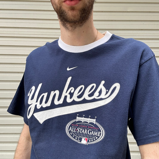 Vintage Yankees Nike Graphic Tee - M