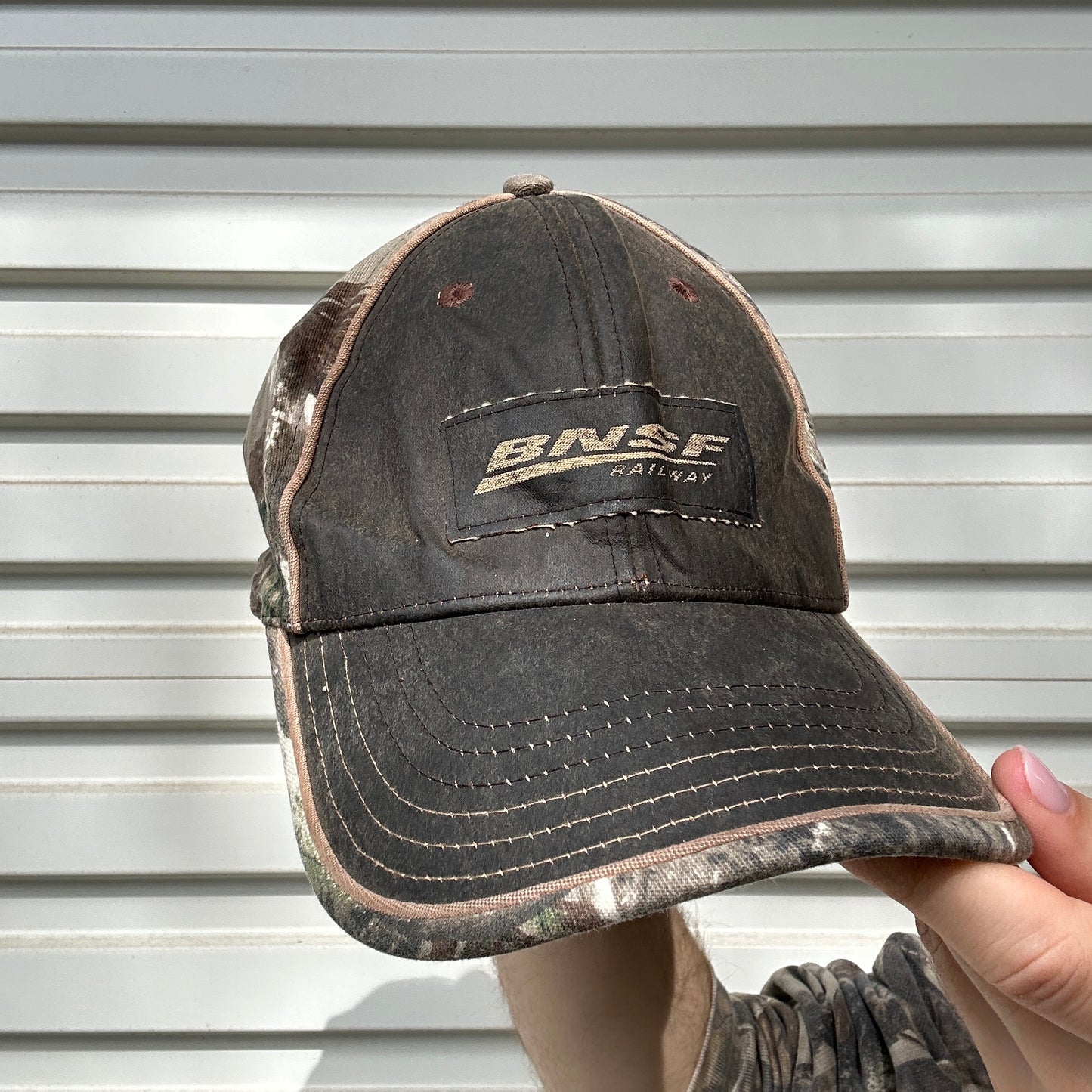 Vintage Leather Realtree Camo Cap
