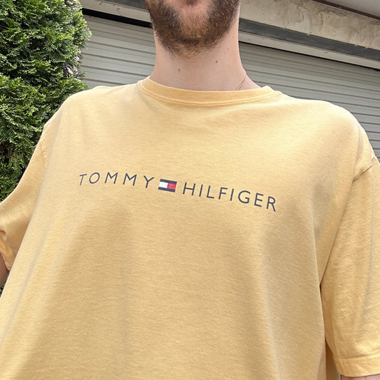 Vintage Tommy Hilfiger Graphic Tee - L