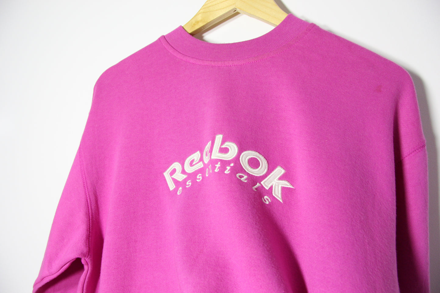 Vintage Reebok Pink Sweatshirt - S/M