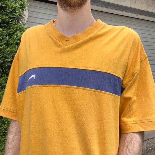 Vintage Nike Bootleg Embroidered Tee - XL