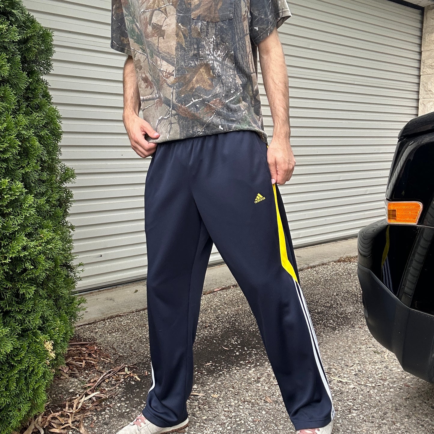 2000's Navy and Yellow Adidas Trackpants - M