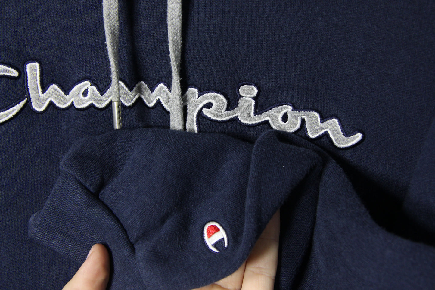 2000's Champion Hooded Jumper - M