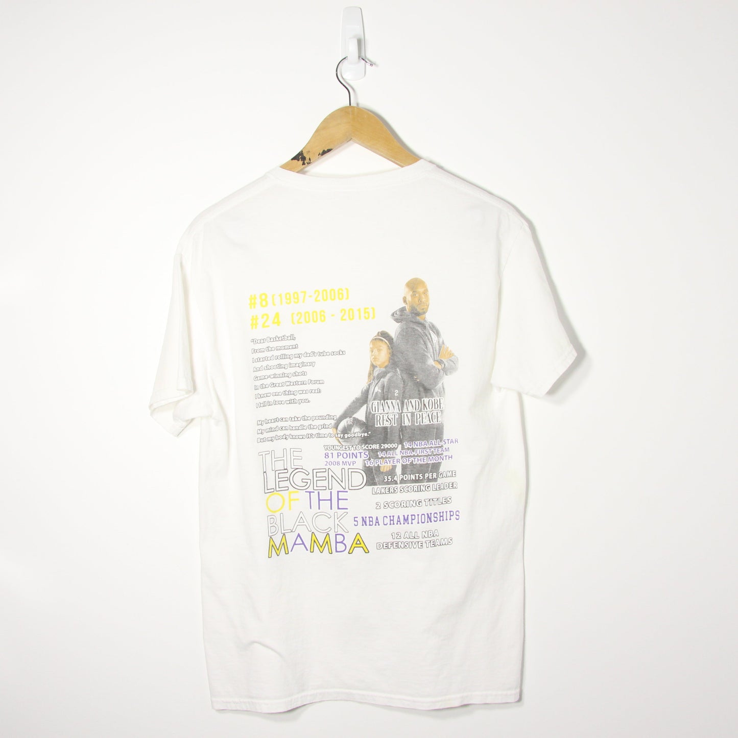 2000's Kobe Bryant Dedication Graphic Tee - M