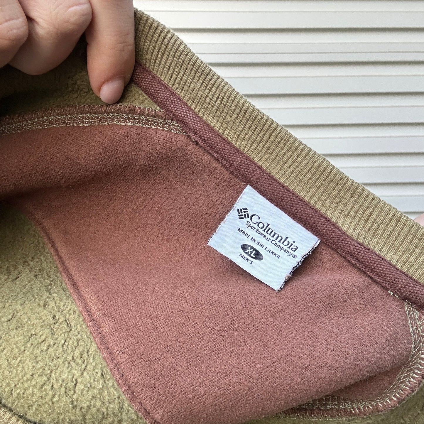 Vintage 2000's Columbia Sweatshirt - XL