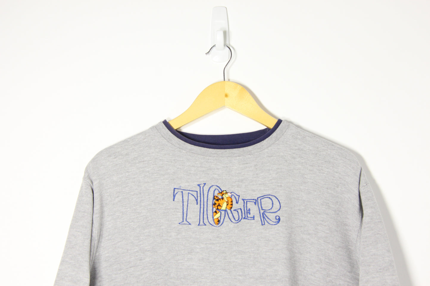 1990's Tigger Embroidered Sweatshirt - L (W)