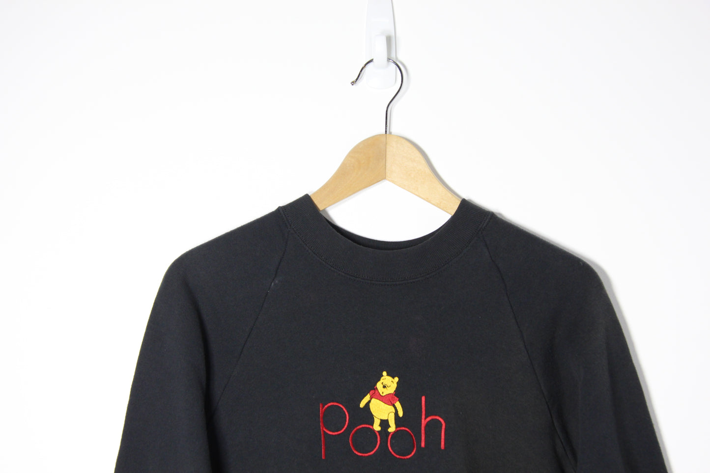 1990's Pooh Embroidered Sweatshirt - S (W)