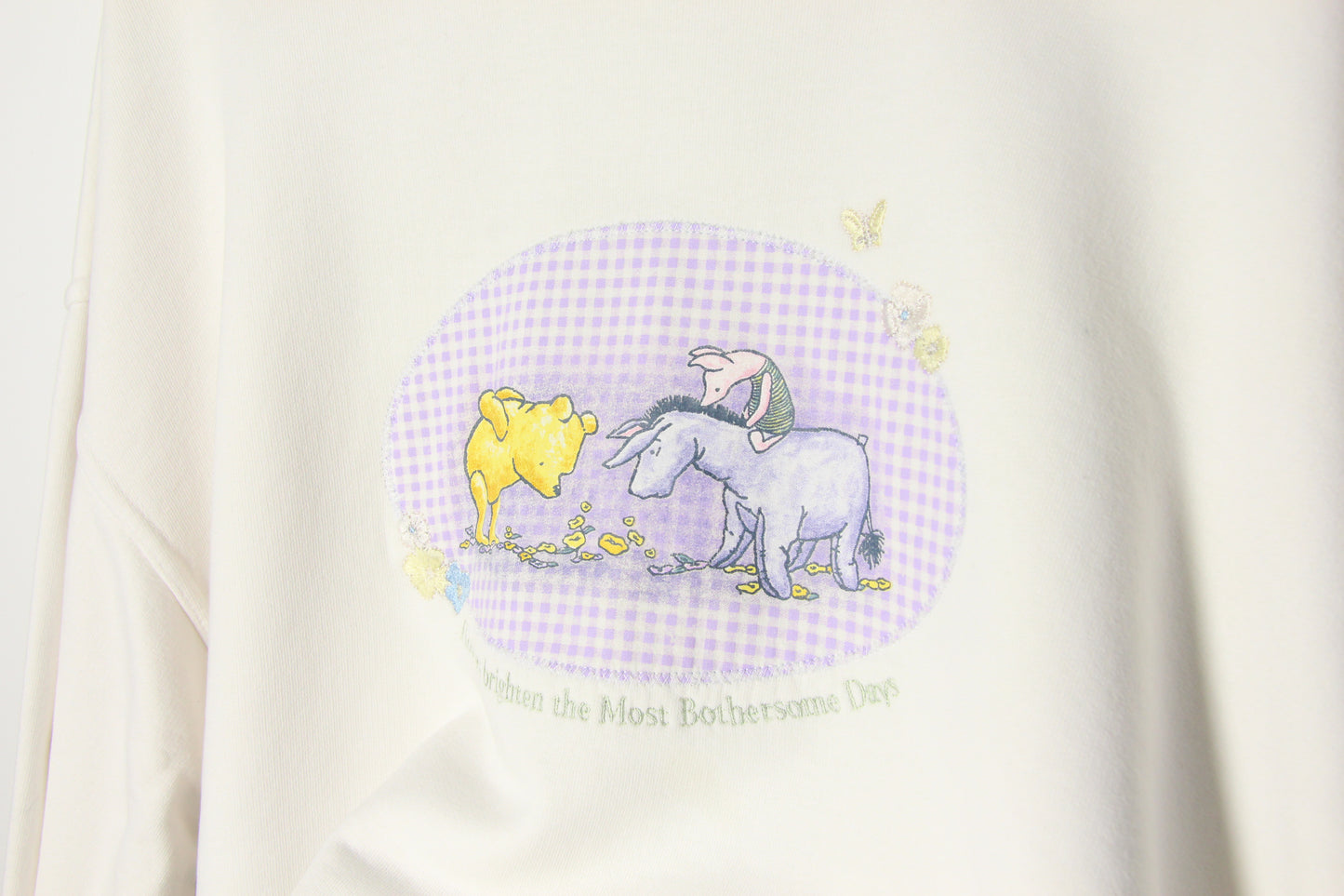 Vintage Winnie the Pooh Graphic Sweatshirt - L