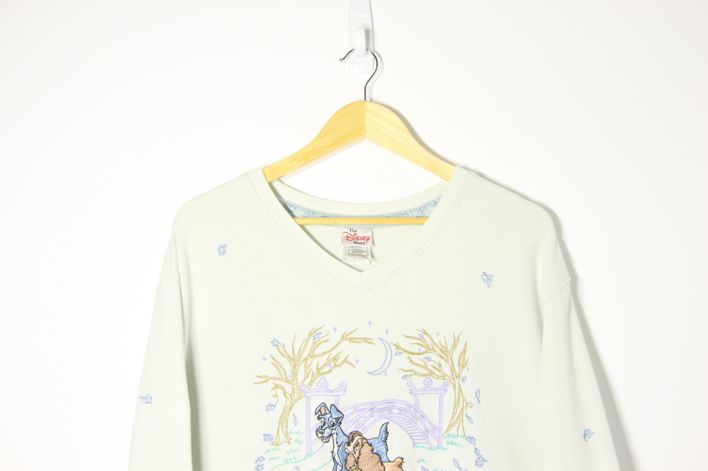 Vintage Lady & the Tramp Embroidered Sweatshirt - M