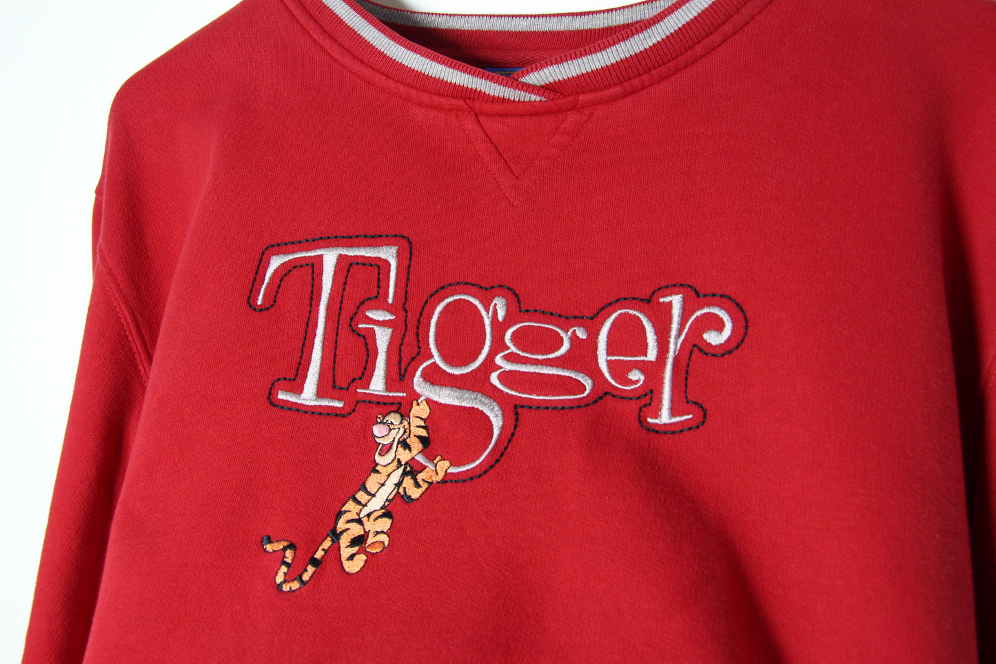 1990's Tigger Embroidered Sweatshirt - L (W)