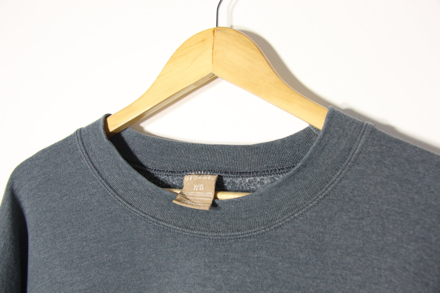 Vintage Timberwolf Graphic Sweatshirt - XL