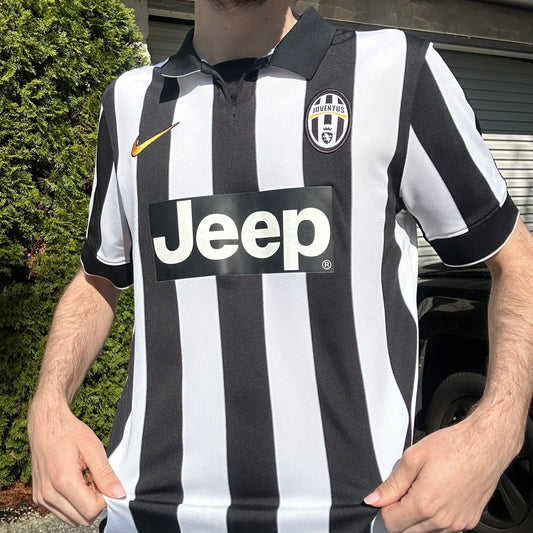 2000's Juventus Football Nike Jersey - M/L