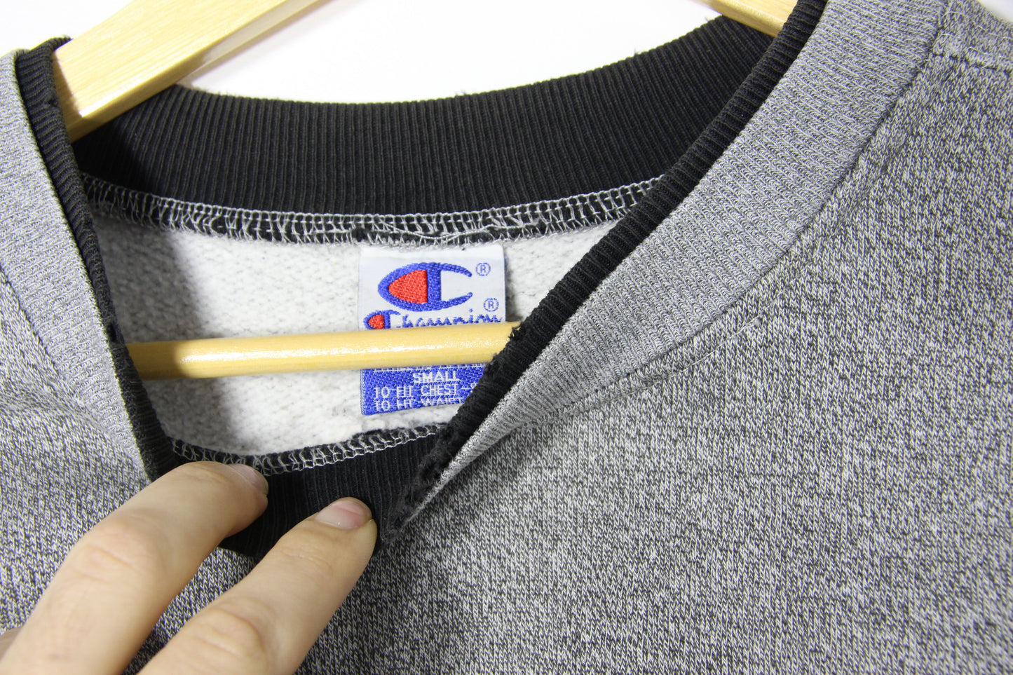 Vintage Champion Spellout Sweatshirt - S