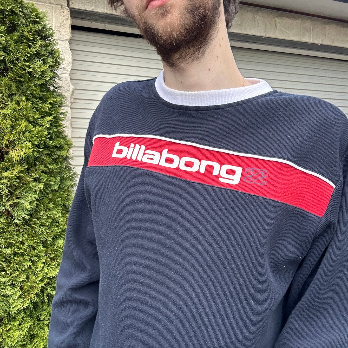 Vintage 2000's Billabong Surf Graphic Sweatshirt - M/L