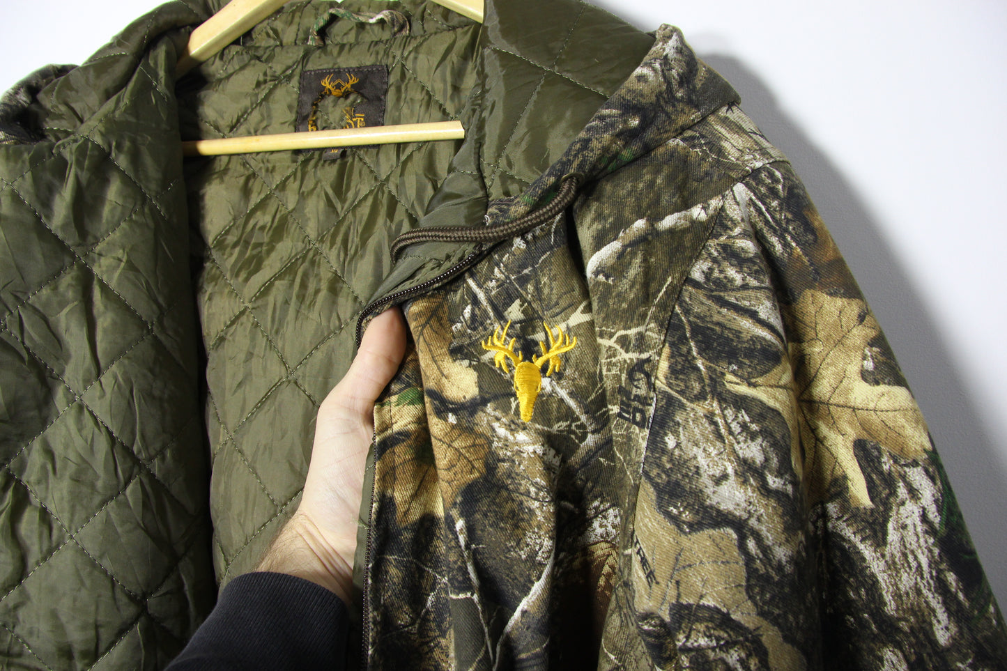 Vintage Hotshot Realtree Camo Jacket - XL