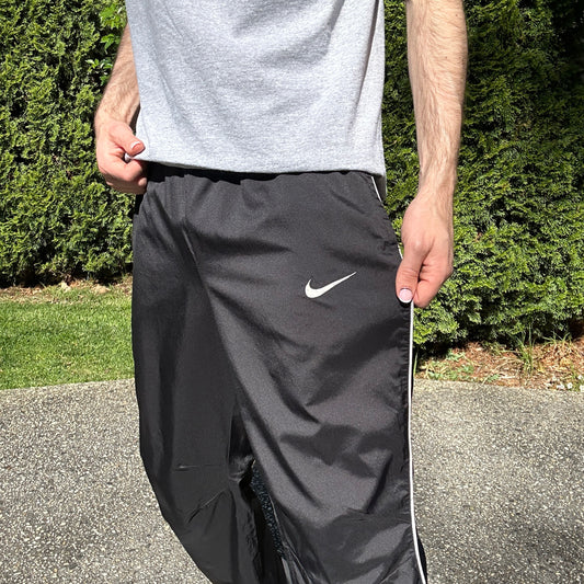 Vintage Nike Black Track Pants - M